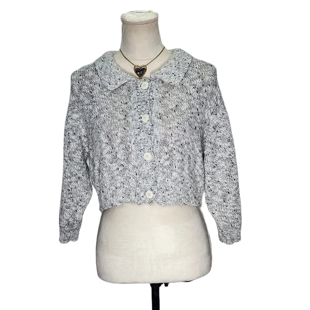 D.D. Sloane. Vintage, 3/4 sleeve cardigan. Size: Small
